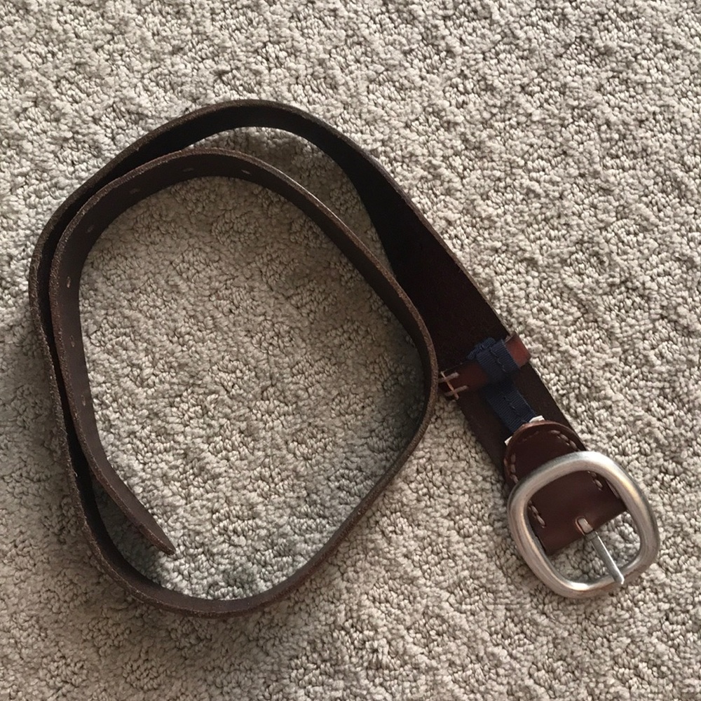 American Eagle belt